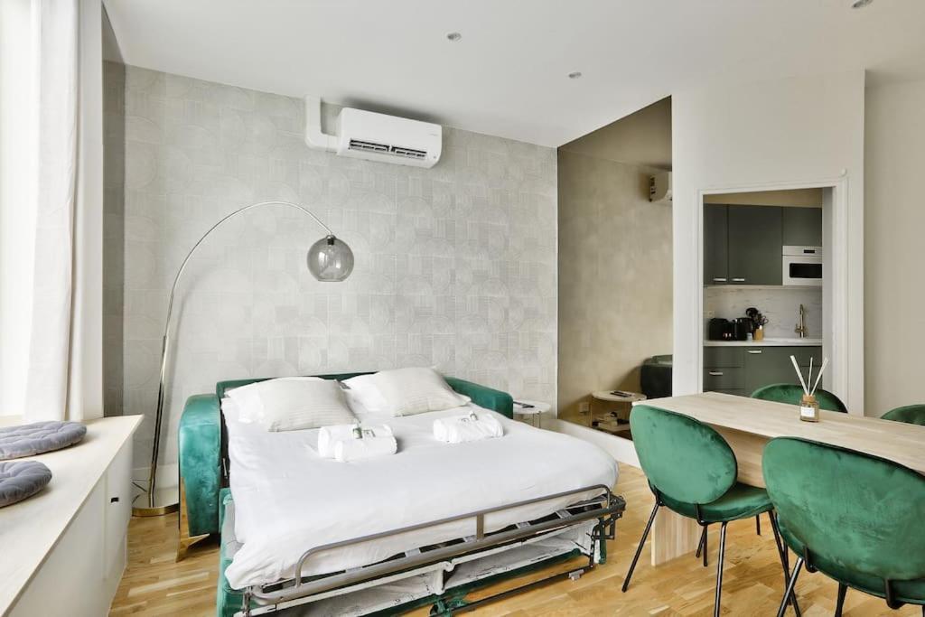 Cosy Appartement - Eiffel Tower Paris Ngoại thất bức ảnh
